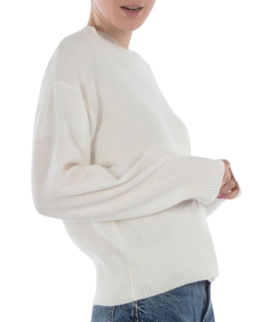 Light cashmere crew neck